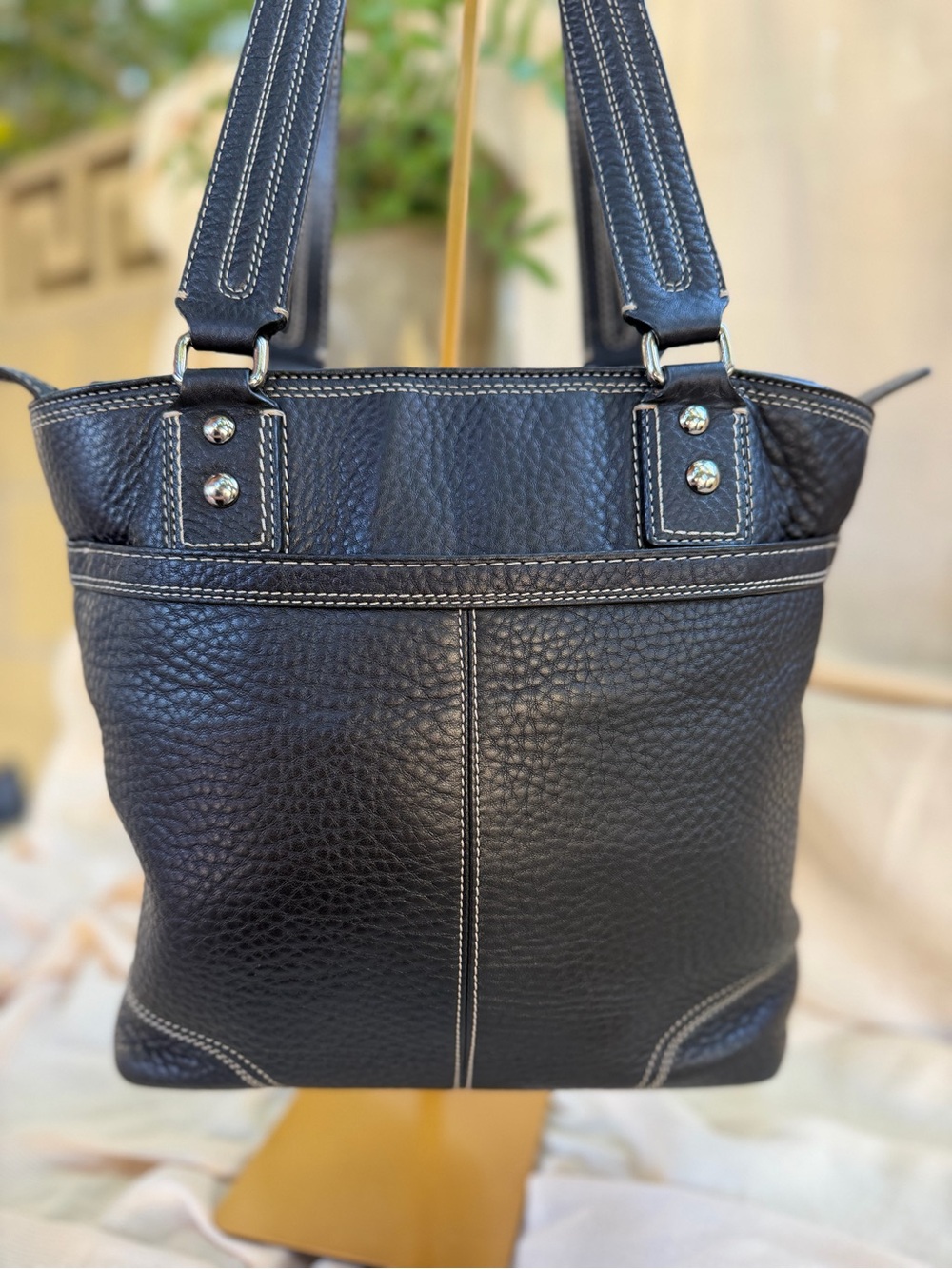Coach Hampton Tote - Picture 14 of 15